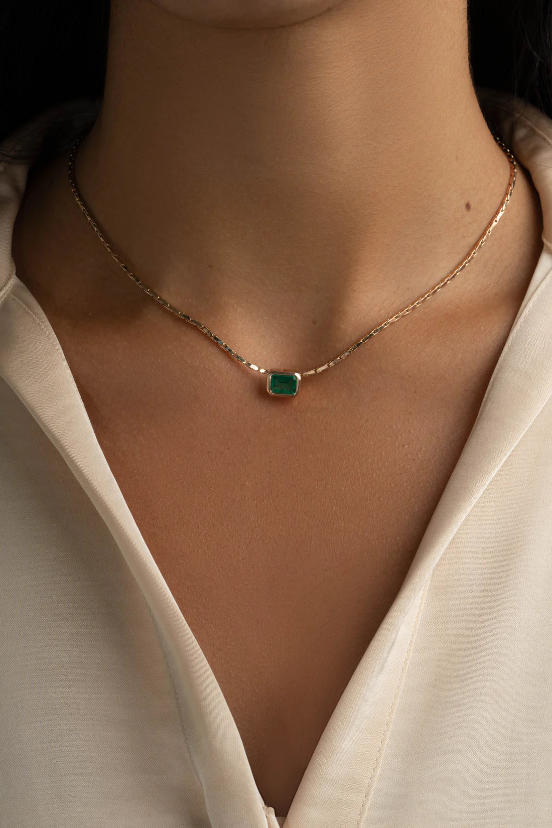 Aveline Emerald Baguette