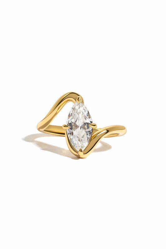 Nova Swirl Ring