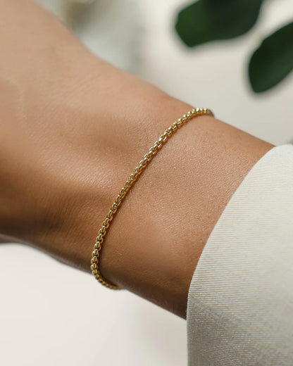Sofia Rounded Box Chain Bracelet