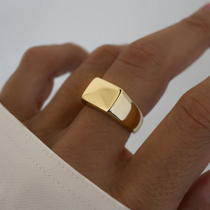 Sorelle Statement Ring